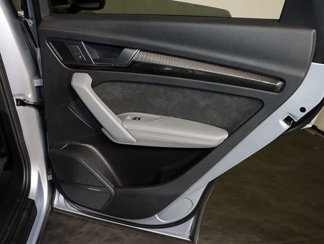 Used 2018 Audi SQ5 Prestige image 34