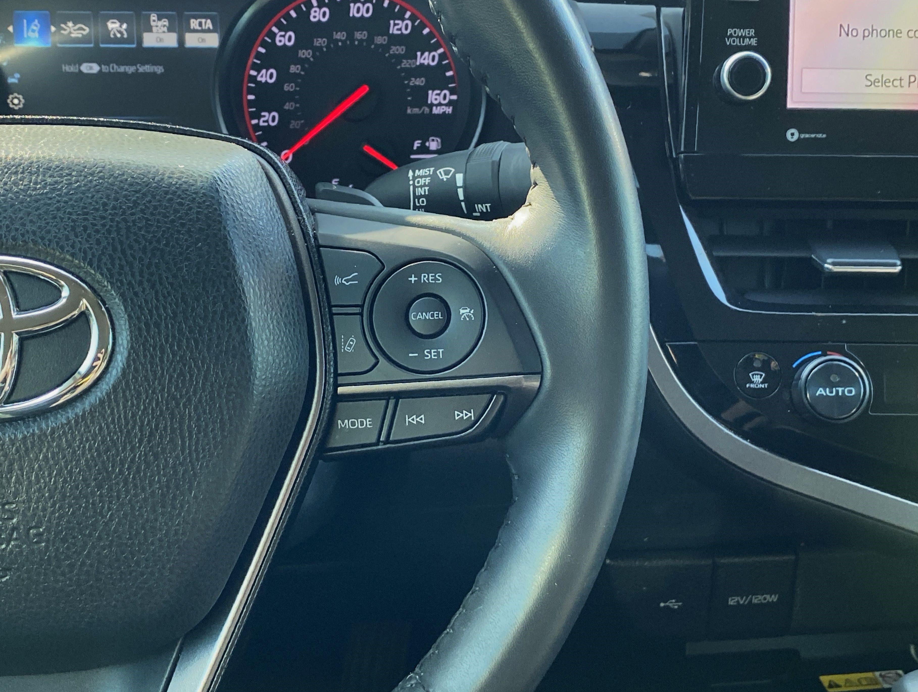 Used 2024 Toyota Camry XSE image 38