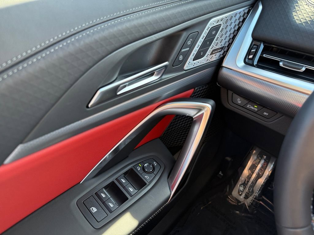 Certified 2025 BMW X2 M35i image 30