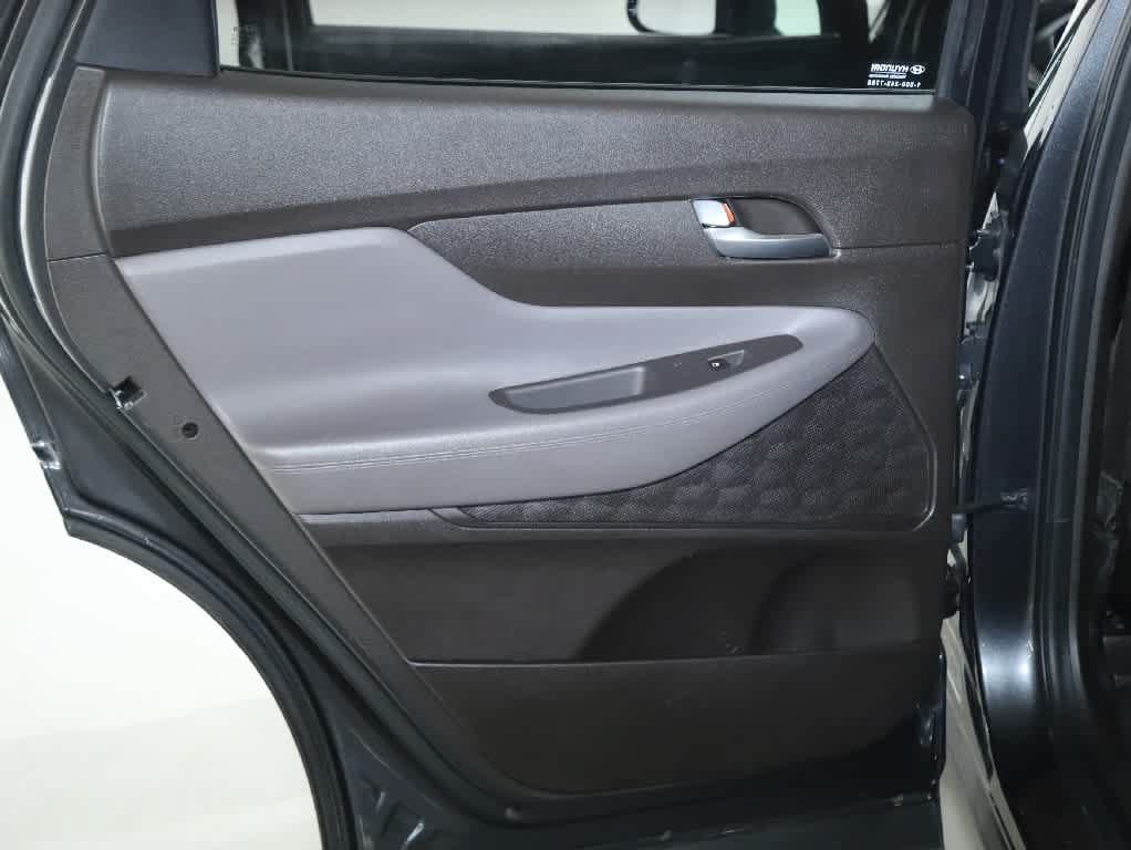 Used 2020 Hyundai Santa Fe SE FWD image 13