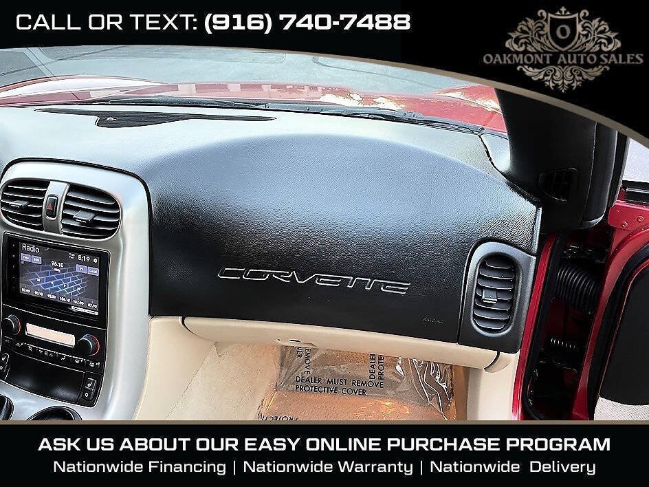 Used 2005 Chevrolet Corvette Coupe w/ Preferred Equipment Group RWD image 20