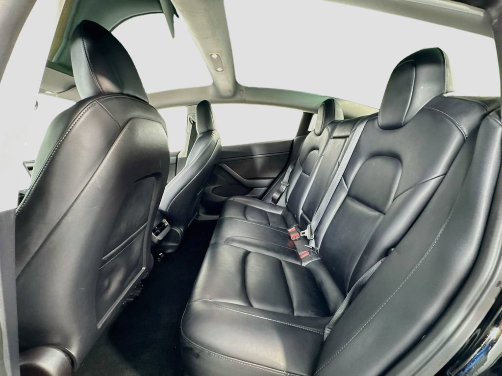 Used 2022 Tesla Model 3 Long Range AWD/4WD image 12