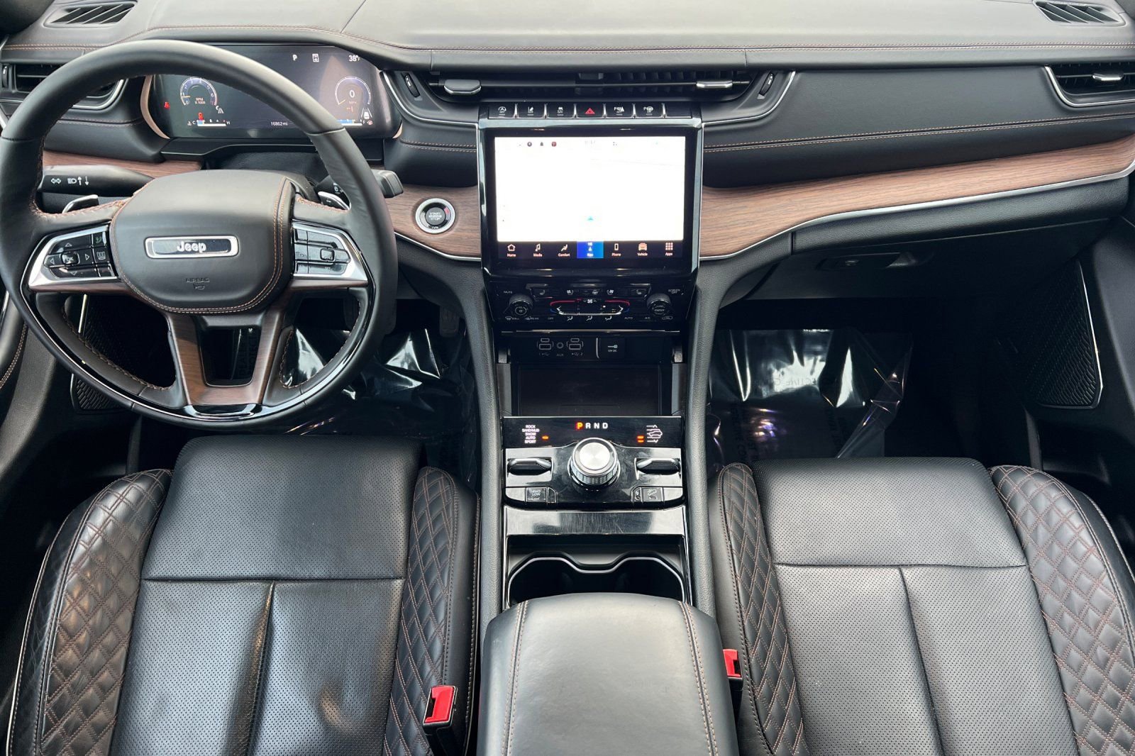 Used 2023 Jeep Grand Cherokee L Summit w/ Advanced Protech Group IV image 13