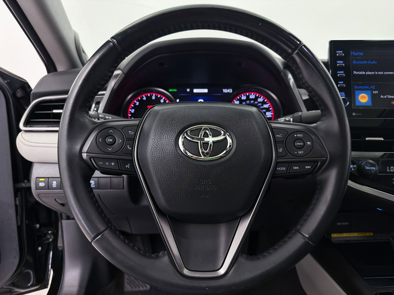 Used 2021 Toyota Camry XSE w/ Navigation Package FWD image 4
