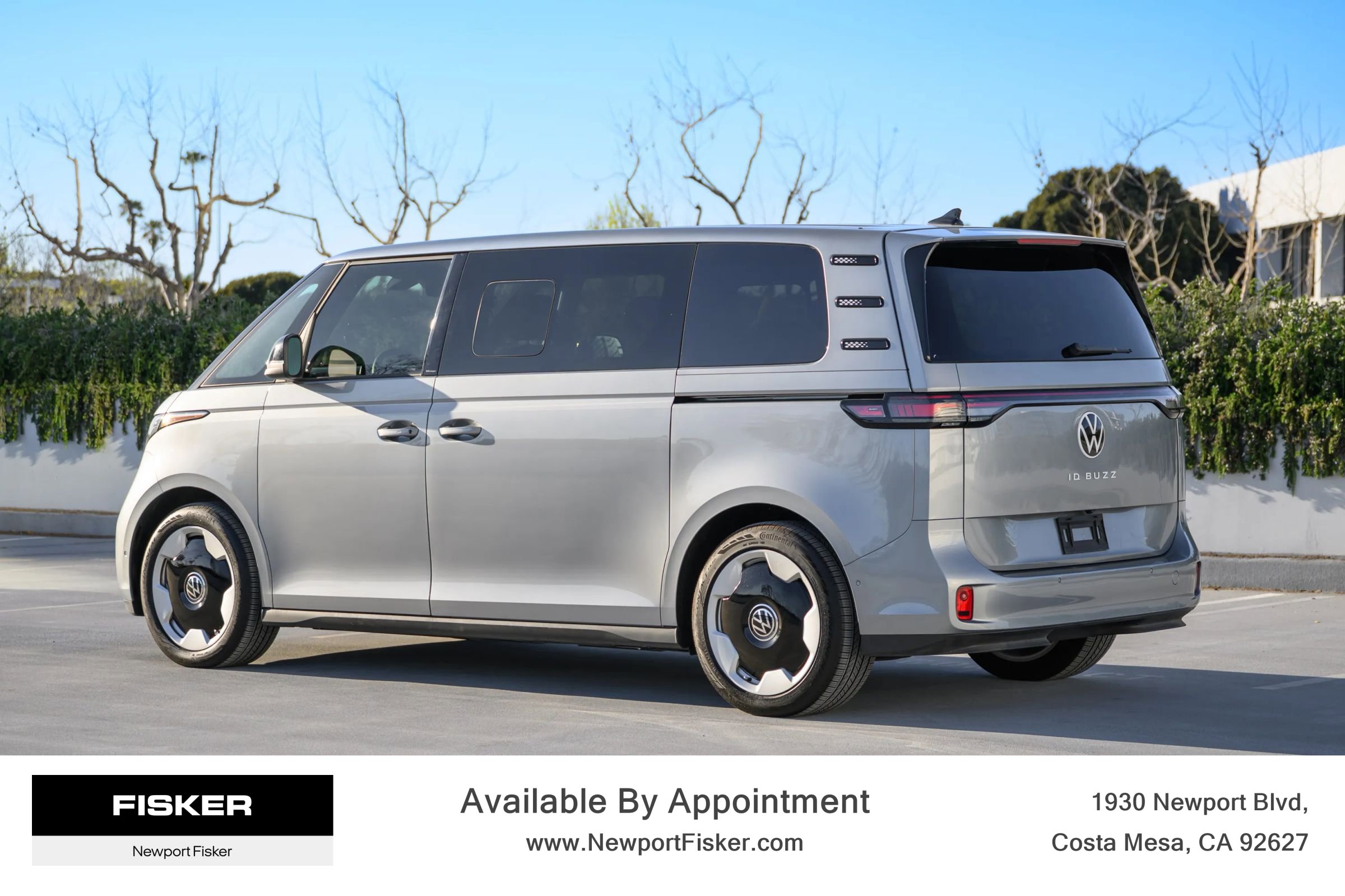 Used 2025 Volkswagen ID. Buzz Pro S image 9