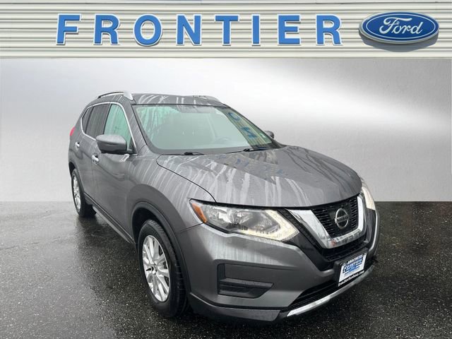 Used 2017 Nissan Rogue SV w/ SV Premium Package