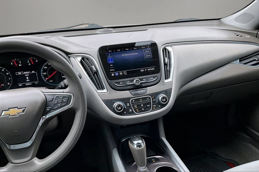 Used 2020 Chevrolet Malibu LT FWD image 9