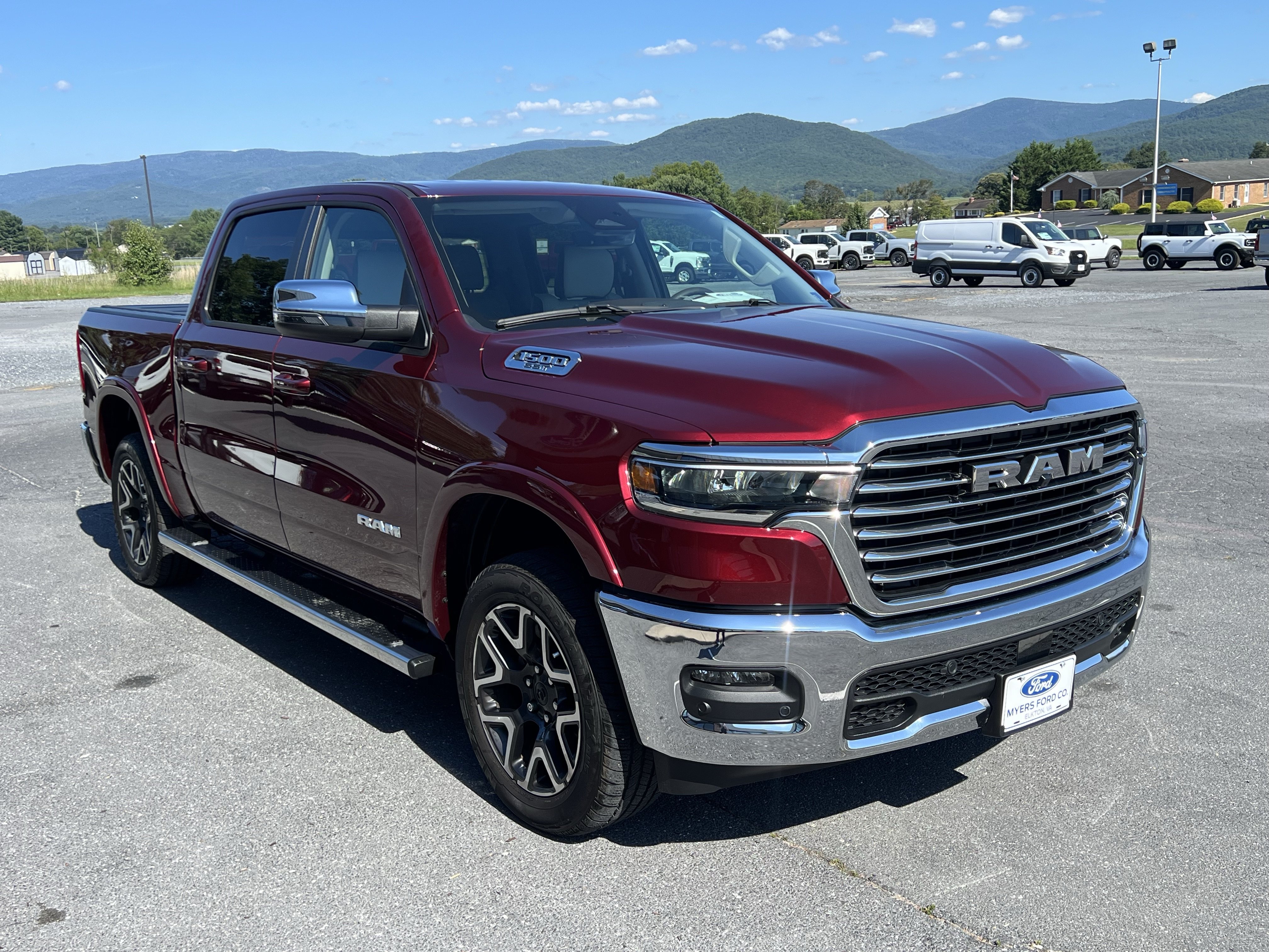 Used 2025 RAM 1500 Laramie w/ Bed Utility Group AWD/4WD image 5