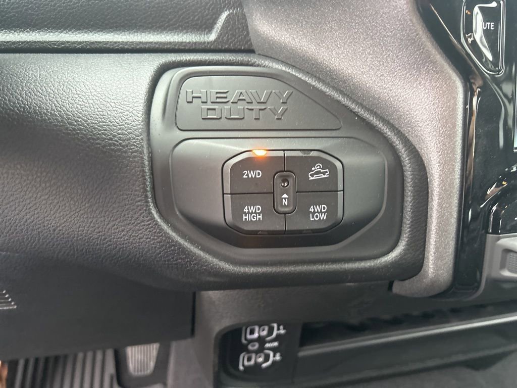 New 2026 RAM 2500 Tradesman AWD/4WD image 21
