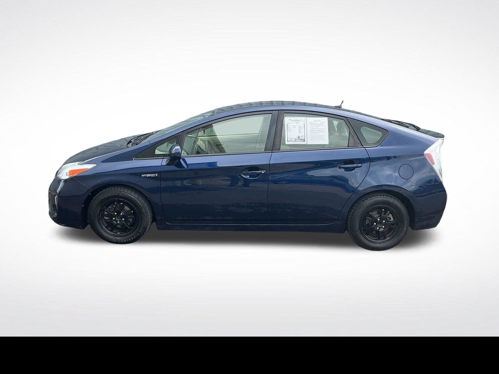 Used 2015 Toyota Prius Two FWD image 2