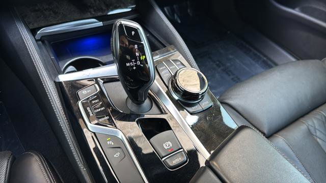 Used 2019 BMW M550i xDrive w/ Premium Package AWD/4WD image 19