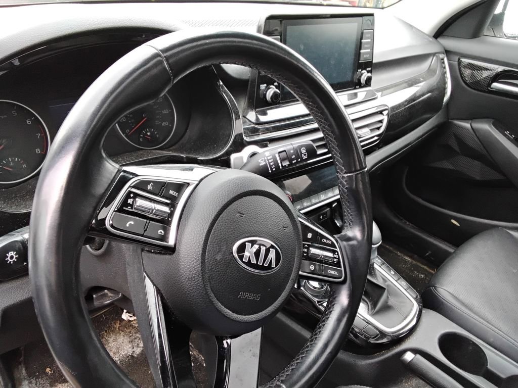 Used 2021 Kia Seltos EX image 7