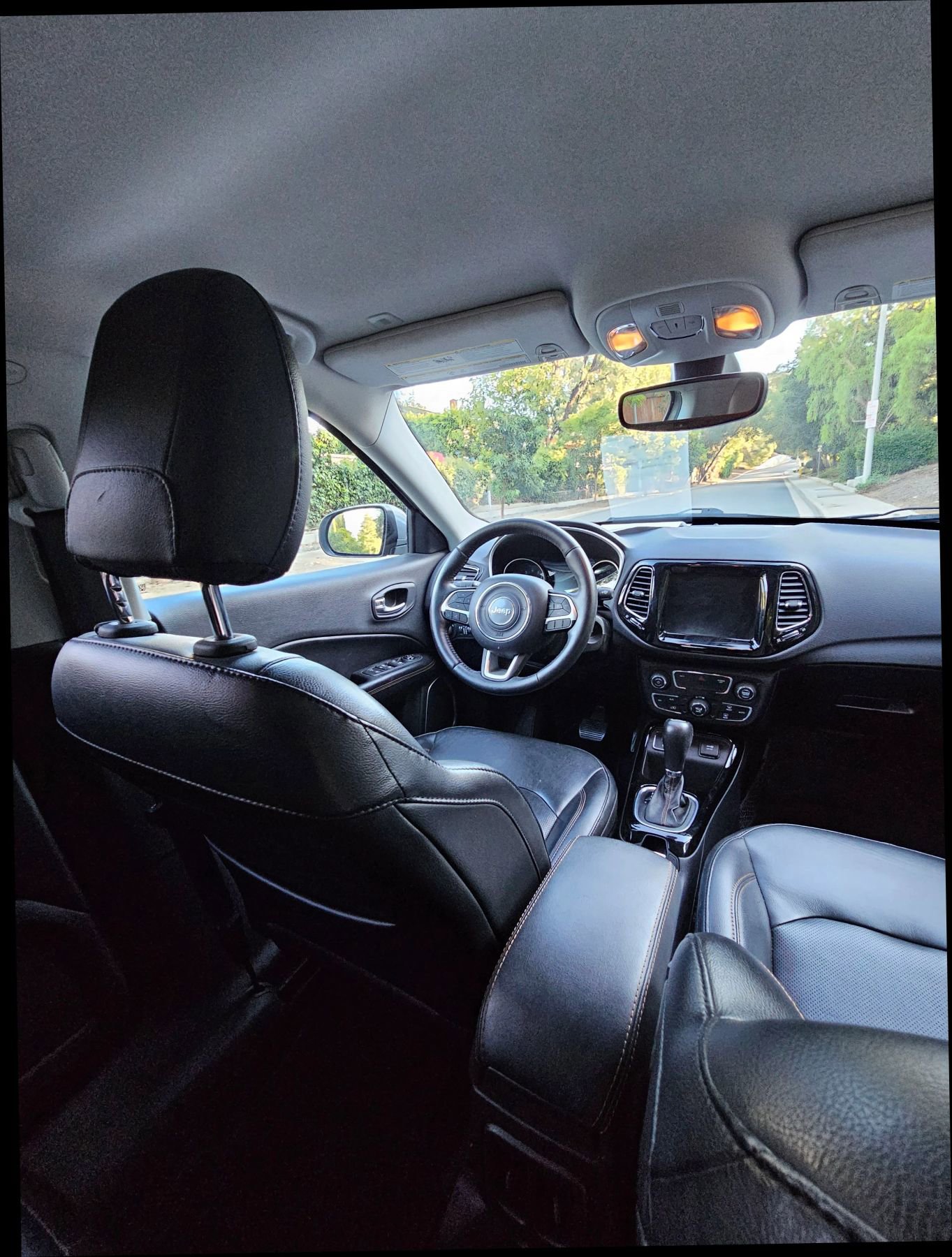 Used 2019 Jeep Compass Limited image 38