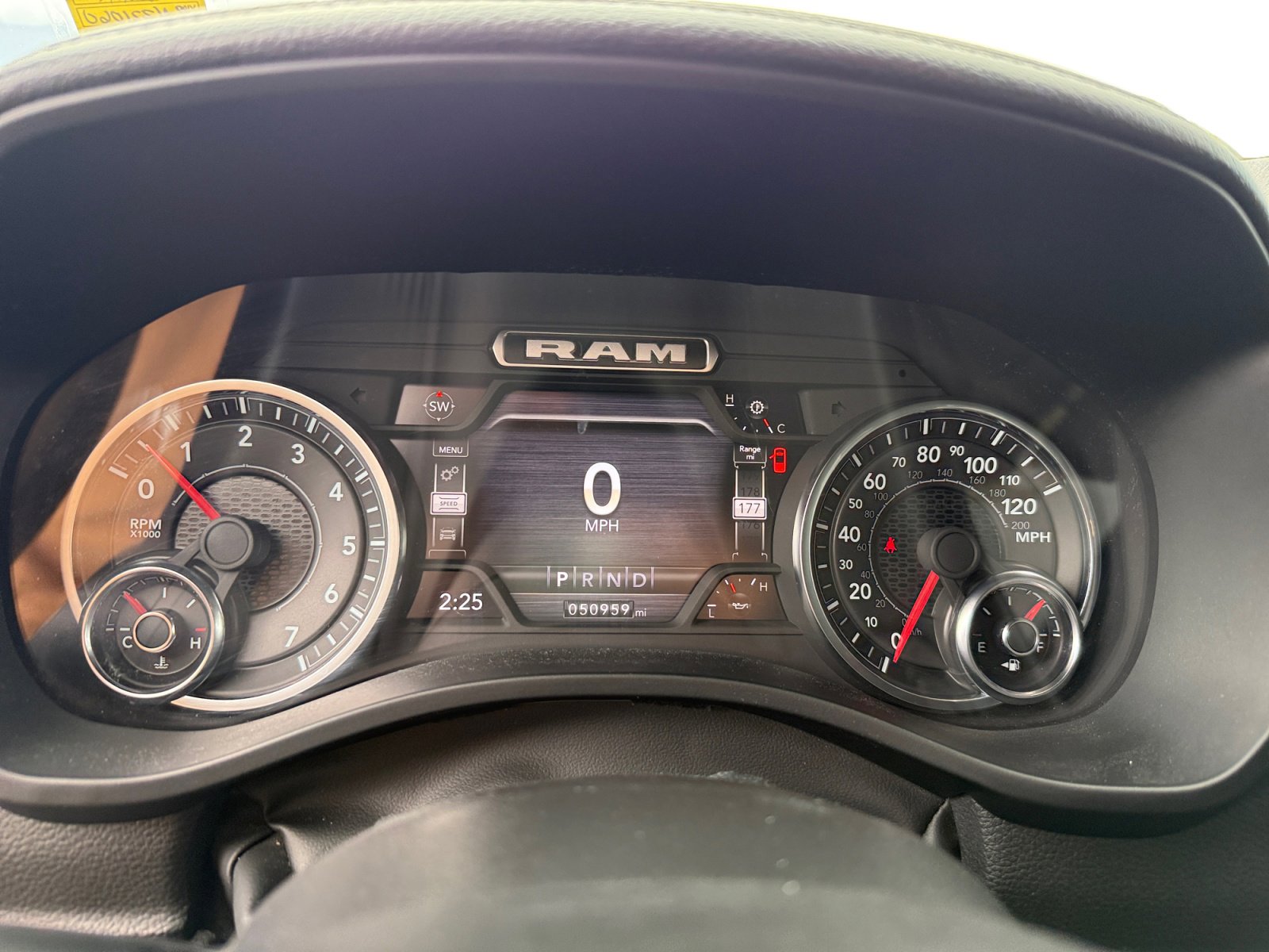 Used 2024 RAM 1500 Laramie image 11