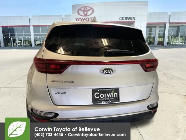Used 2020 Kia Sportage LX image 4