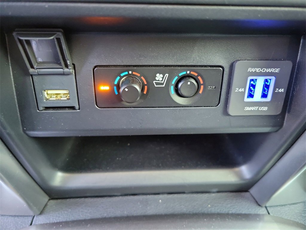 Used 2024 Toyota 4Runner Limited image 40