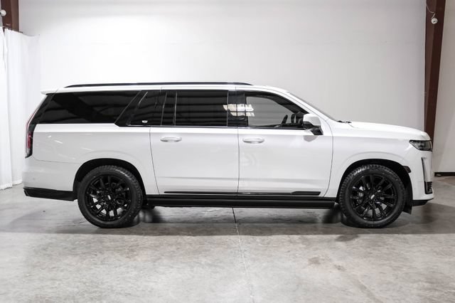 Used 2021 Cadillac Escalade ESV Sport Platinum RWD image 10