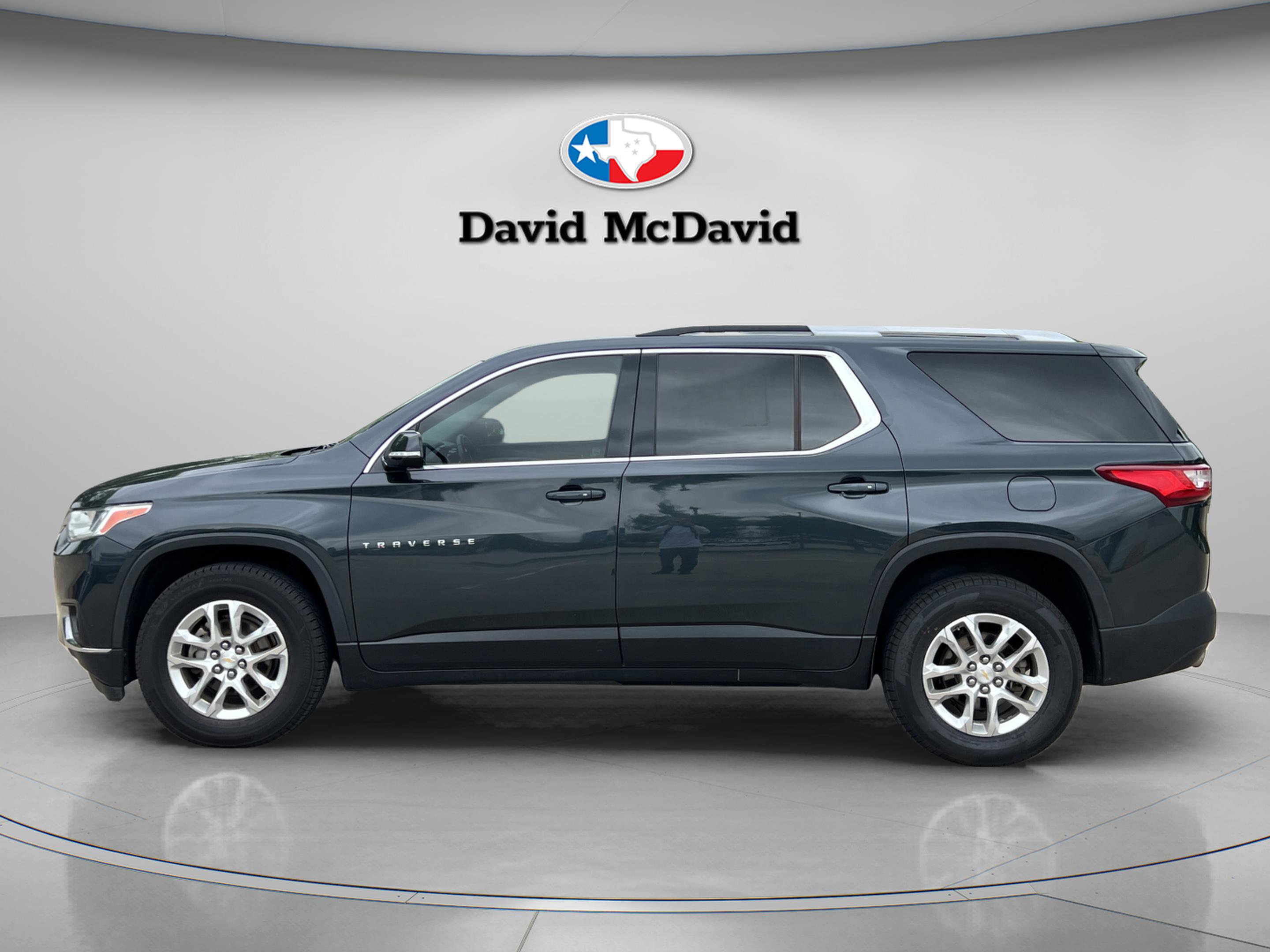 Used 2018 Chevrolet Traverse LT image 4