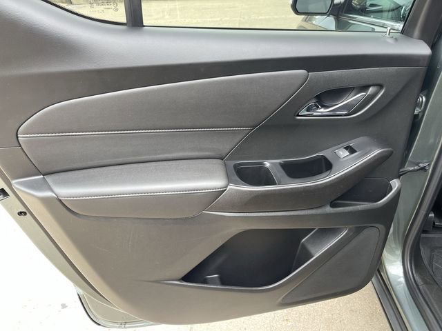 Used 2023 Chevrolet Traverse LT AWD/4WD image 12