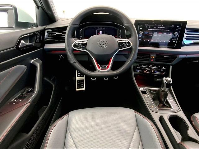 Certified 2025 Volkswagen Jetta GLI Autobahn image 5