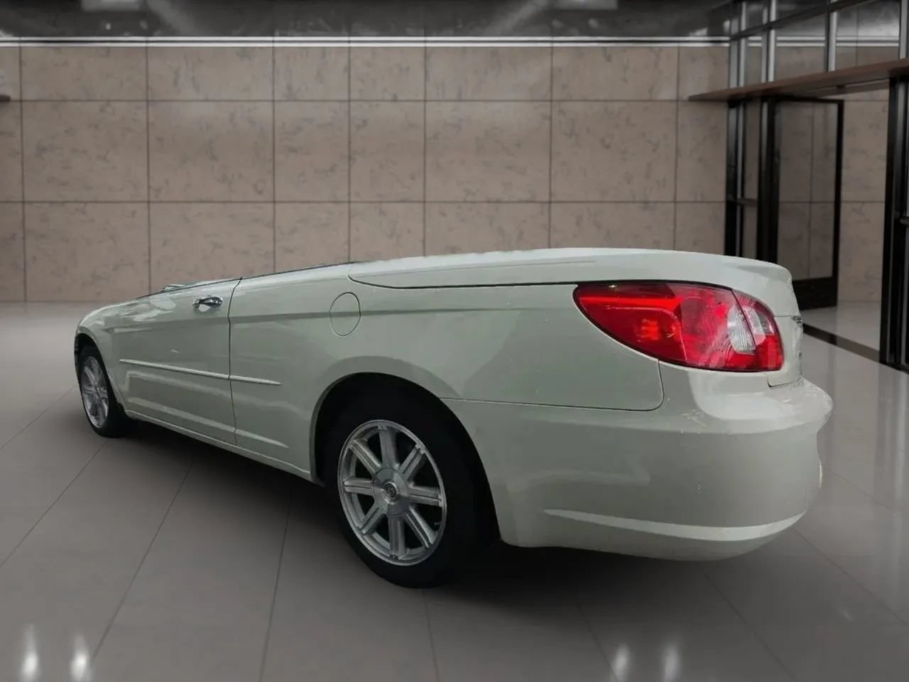 Used 2008 Chrysler Sebring Limited w/ Luxury Group FWD image 3