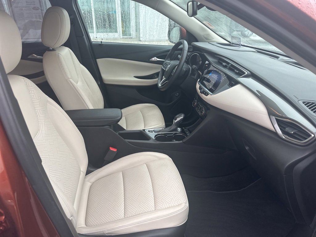 Used 2020 Buick Encore GX Essence w/ Advanced Technology Package image 7