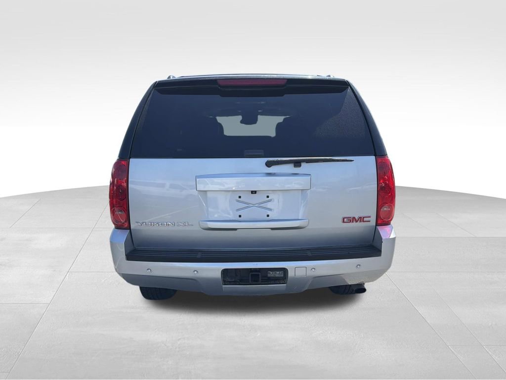 Used 2013 GMC Yukon XL 2500 SLT image 4