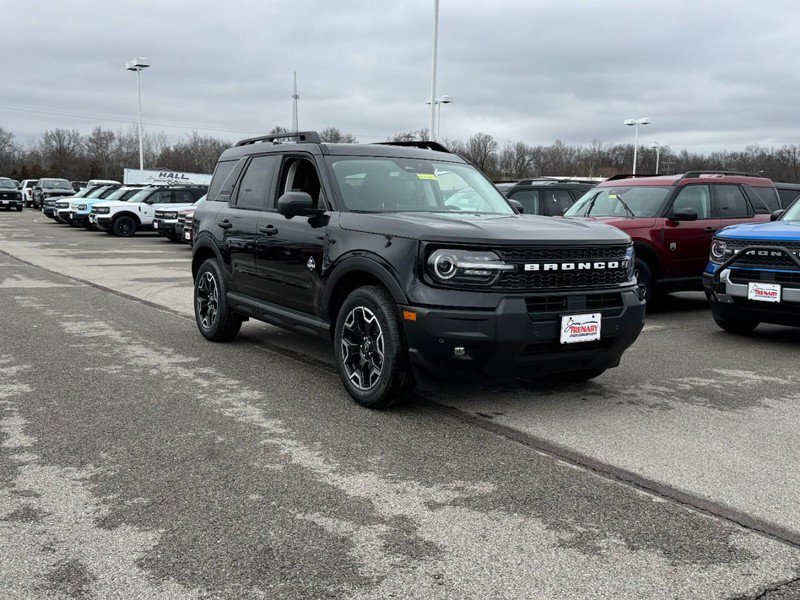 New 2026 Ford Bronco Sport Outer Banks w/ Outer Banks Tech Package+ AWD/4WD image 2