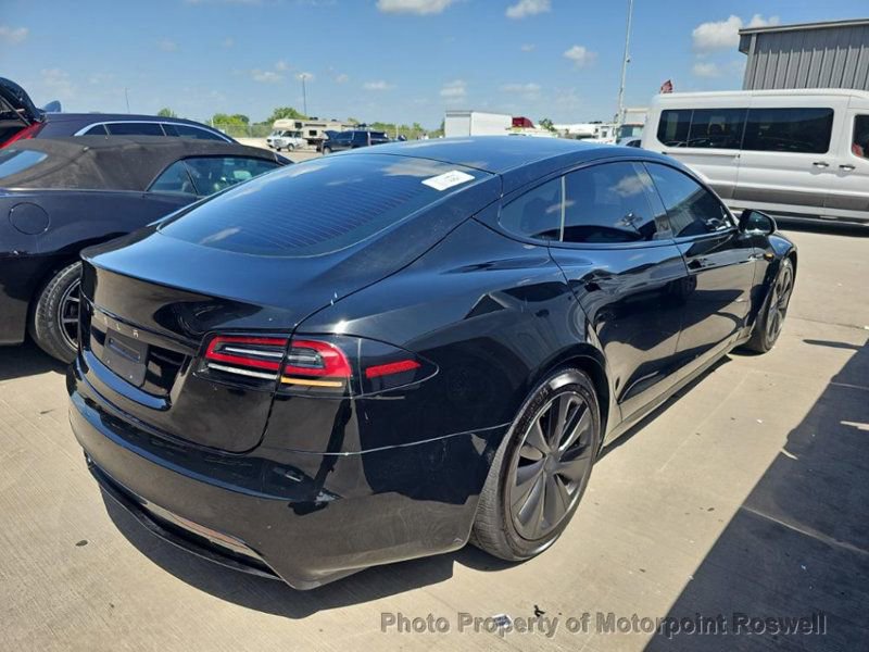 Used 2024 Tesla Model S AWD image 23
