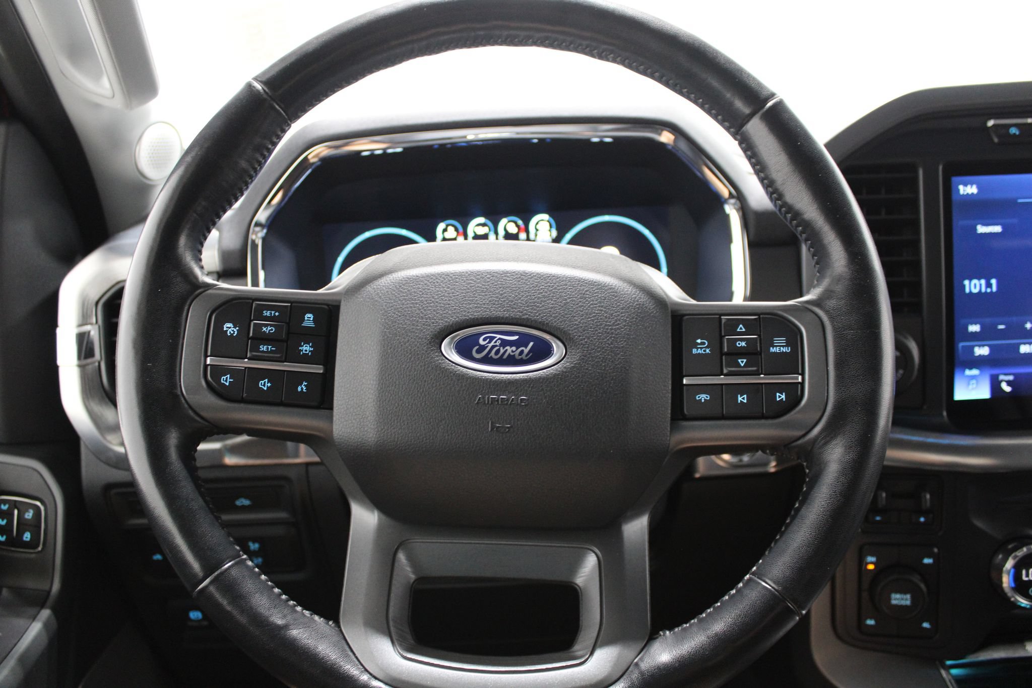 Used 2021 Ford F150 Lariat w/ Equipment Group 502A High AWD/4WD image 30