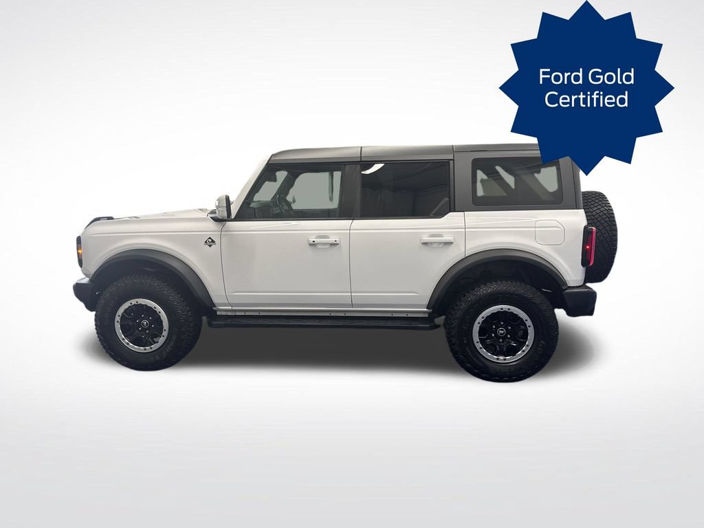 Certified 2022 Ford Bronco Outer Banks w/ Sasquatch Package AWD/4WD image 2