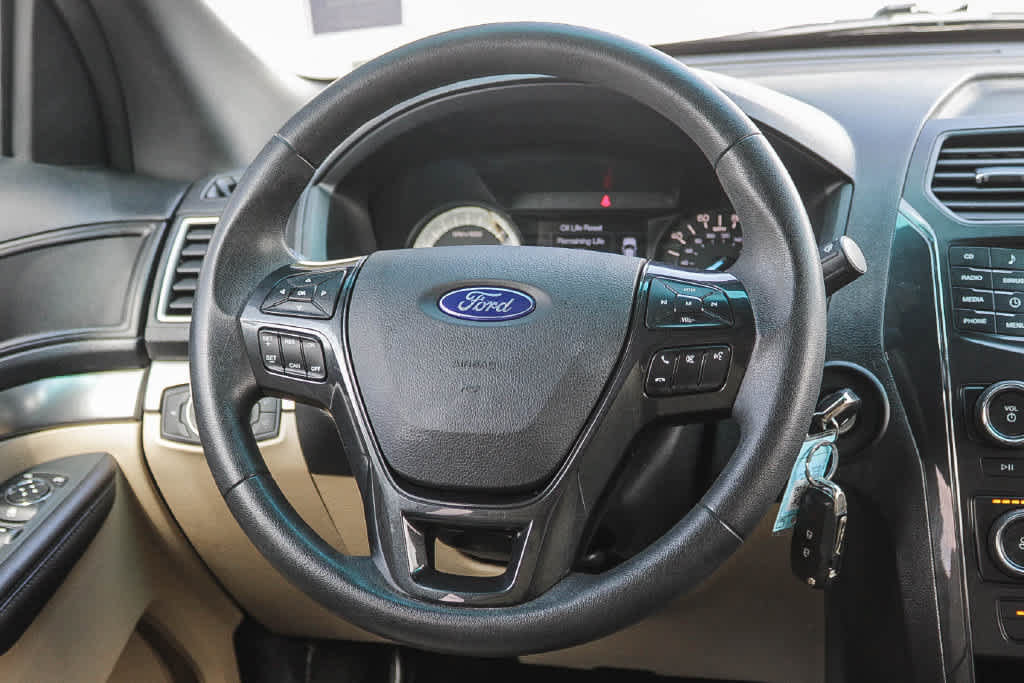Used 2016 Ford Explorer FWD image 15