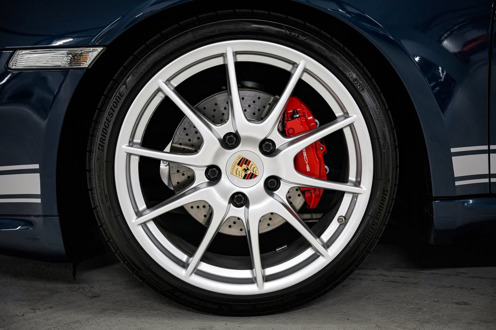 Used 2012 Porsche Cayman R RWD image 42