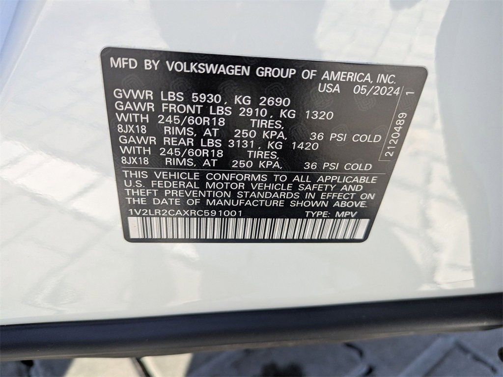 Used 2024 Volkswagen Atlas SE image 37