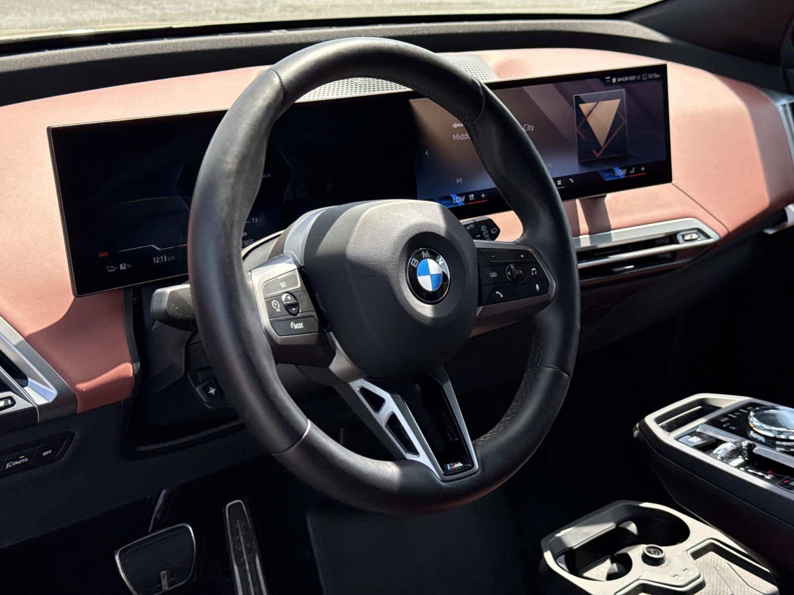 Used 2026 BMW iX xDrive45 w/ M Sport Package AWD/4WD image 2
