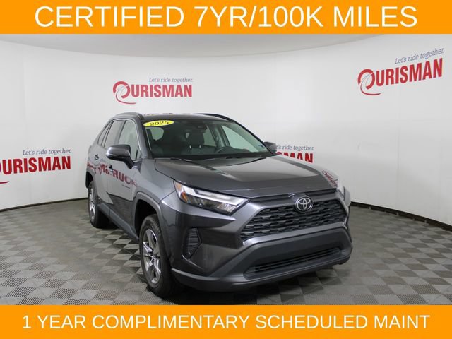 Used 2025 Toyota RAV4 XLE AWD/4WD image 10