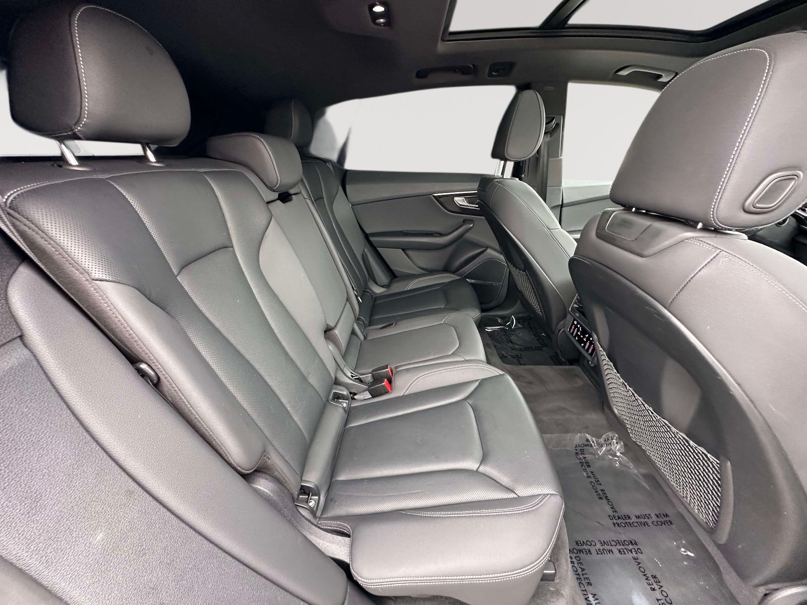 Used 2019 Audi Q8 Premium Plus w/ Premium Plus AWD/4WD image 35