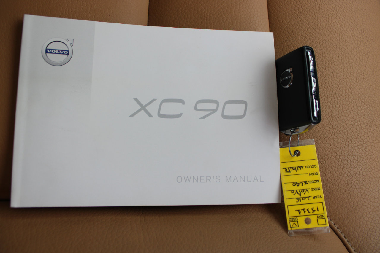 Used 2016 Volvo XC90 T6 Momentum w/ Momentum Plus Package image 42