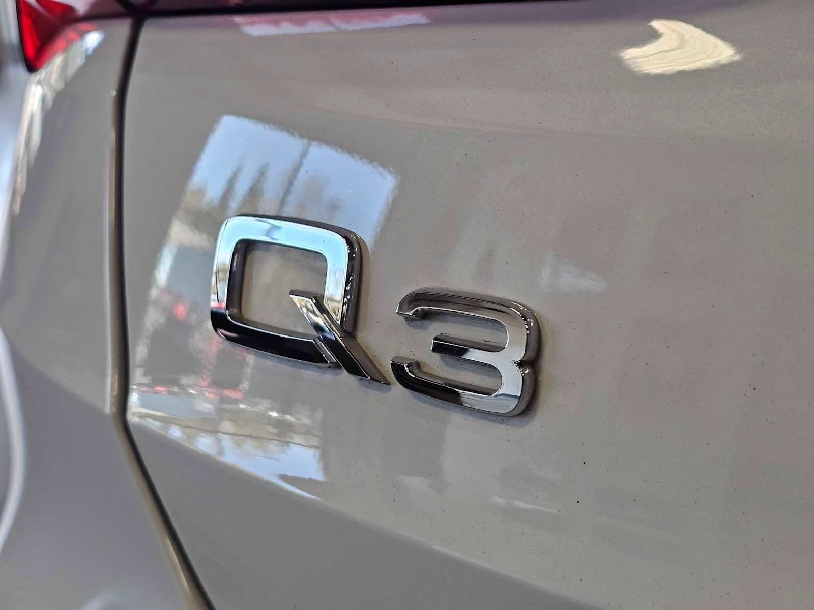 Used 2022 Audi Q3 2.0T Premium w/ Convenience Package image 15