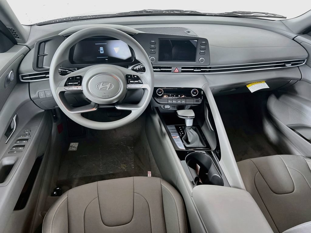 New 2026 Hyundai Elantra Hybrid FWD image 19