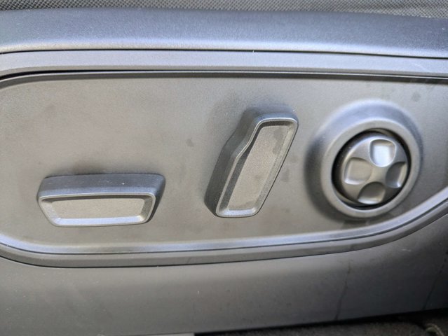 Used 2026 Jeep Grand Cherokee Limited AWD/4WD image 21