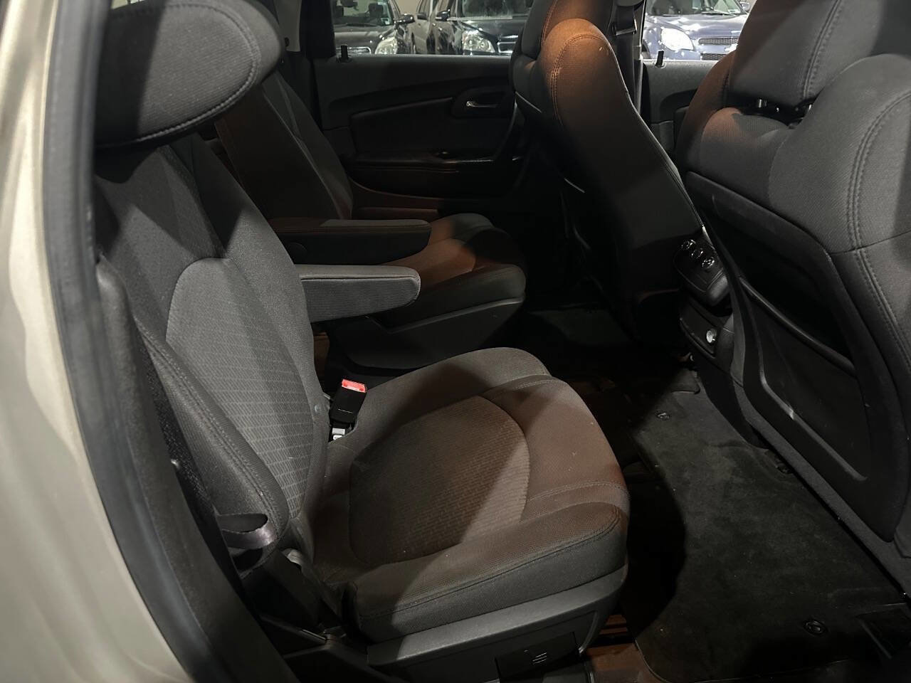 Used 2011 Chevrolet Traverse LT w/ Personal Connectivity Package image 7