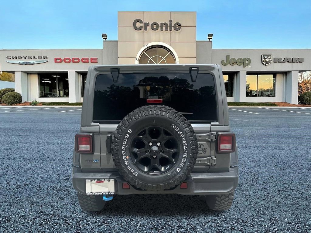 Used 2023 Jeep Wrangler Unlimited w/ 8.4" Radio Group AWD/4WD image 4