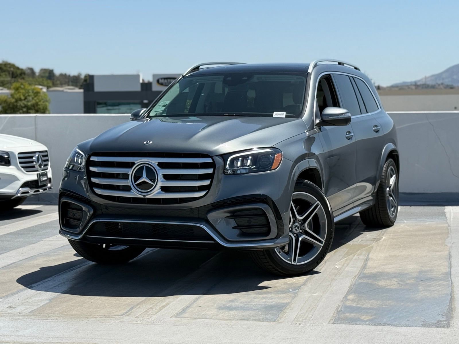 New 2026 Mercedes-Benz GLS 450 4MATIC image 2