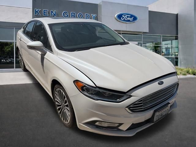 Certified 2017 Ford Fusion SE w/ Fusion SE Technology Package image 5