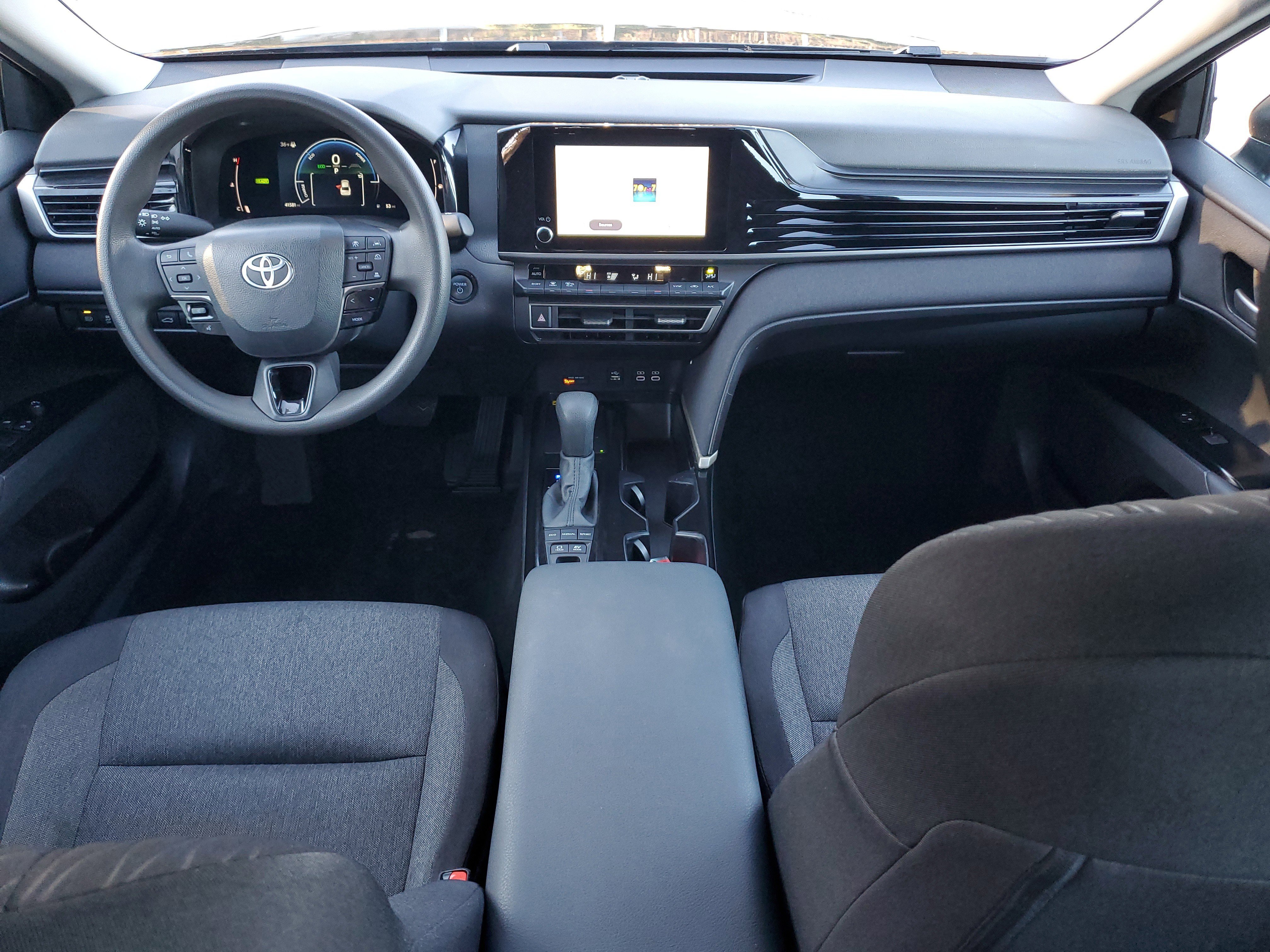 Certified 2025 Toyota Camry Hybrid image 14