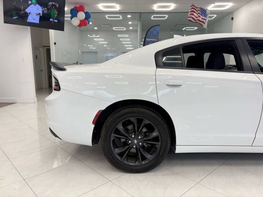 Used 2020 Dodge Charger SXT w/ Blacktop Package AWD/4WD image 8