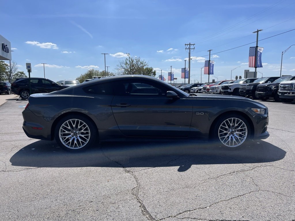 Used 2017 Ford Mustang GT Premium w/ GT Performance Package image 8