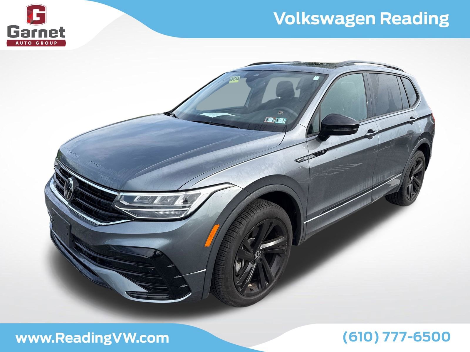 Used 2023 Volkswagen Tiguan SE R-Line image 1