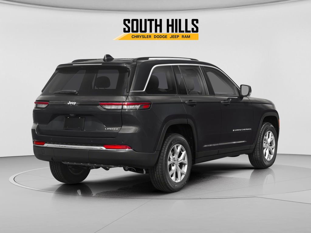 Used 2023 Jeep Grand Cherokee Limited image 2